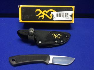 Browning Solid Pocket Knife. 2 1/4".