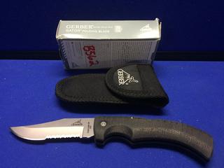 Gerber Folding Pocket Knife. 3 1/2".