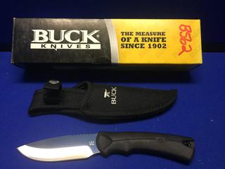 Buck Knives Solid Pocket Knife. 3 3/4".