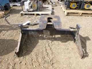 DSP Fifth Wheel Hitch, 17,000 Lbs. (Row 3)