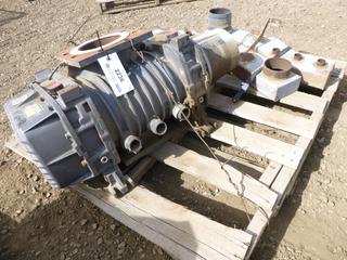 2014 Bora 673 AC Blower Pump c/w Fittings (Row 3)