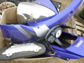 2004 Yamaha R6 Body Pieces (NORTH FENCE)