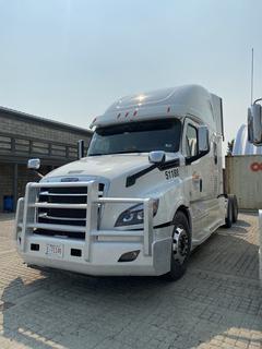 2019 Freightliner New Cascadia Truck Tractor 6X4 Drive c/w Detroit DD15 14.8L Engine, Auto Trans, Air & Hydraulic Brakes, 126" Sleeper Cab, Showing 689,467 KMS, Unit # 51188, VIN 3AKJHHDR0KSJX9367.