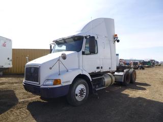 2000 Volvo Truck Tractor c/w Volvo VE D12-425 Diesel, 8LL Eaton Fuller, Showing 966,560 Kms, 42 In. Sleeper, GVWR 51,683, 200 In. W/B, 295/75R22.5 Tires at 0%, Front Axle Rating 12,000 Lb, Rear Axle Rating 39,682 Lb, VIN 4V4MD5GH4YN247247 *Note: Requires Repair, Damaged Air System, Hole In Rear Tire, No Power Steering or Reverse, Throttle Control Sensor Fault, Rust and Damage*