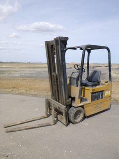 CAT F30 Forklift c/w 911 Hours, 3 Stage Mast, 42 In. Forks, 18x7x12 Tires, SN 5DB950