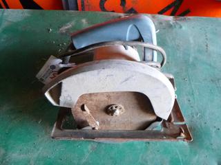 Mor Power 54-8326 Circular Saw 7 1/2", 115 Volts, Working Condition Unknow.