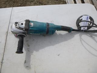 Makita GA7031 Grinder, 120 Volts, 180mm, Working Condition Unknown.