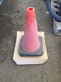 (2) Traffic Cones, Quantity of 12"x12" L Brackets, Quantity of 8"x8" L Brackets.