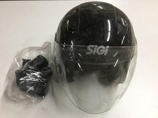 Sigi Black Size Medium Helmet With Visor.