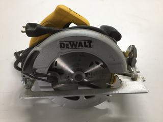 DeWalt 7-1/2" Circular Saw.