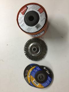 Quantity of Assorted Grinding Discs.