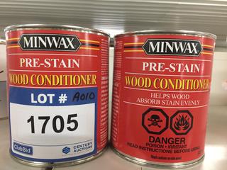 (2) 946ml Minwax Pre-Stain Wood Conditioner.