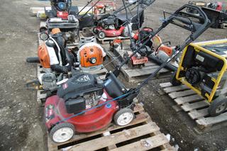 Toro TXP 159cc Lawn Mower *Requires Repair*.