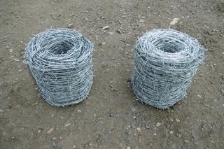 (2) Rolls Barb Wire 492'/Ea.