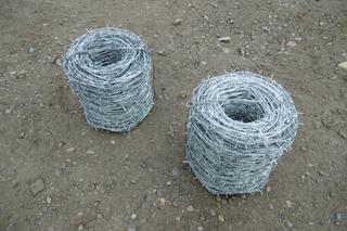 (2) Rolls Barb Wire 492'/Ea.