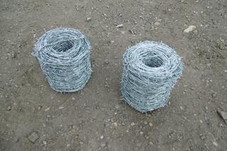 (2) Rolls Barb Wire 492'/Ea.