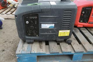 Dometic LW 3000 Portable Generator w/ Key.