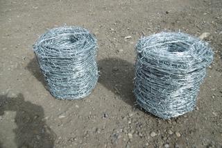 (2) Rolls Barb Wire 492'/Ea.