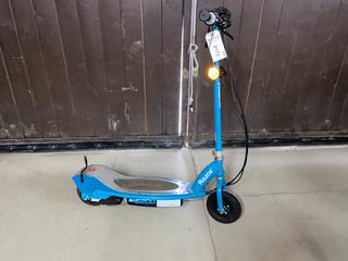 Razor E200 Electric Scooter c/w Charger.