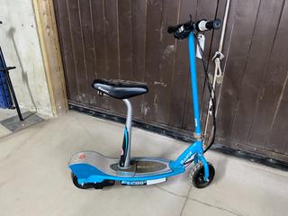 Razor E200 Electric Scooter c/w Seat & Charger.