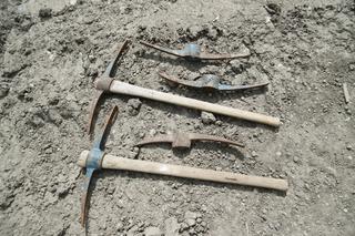 (2) Pick Axes & (3) Pick Axe Heads.