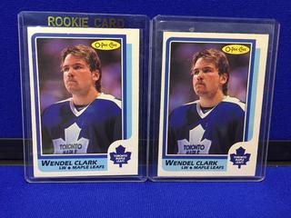 (2) 1986-87 Wendel Clark #149 O-Pee-Chee Rookie Cards.