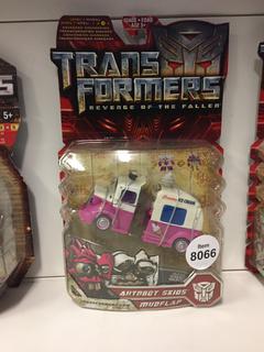 Transformers Revenge of the Fallen Autobot Skids Mud Flap Figurine.