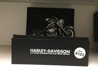 Harley-Davidson 1:12 Scale Authentic Diecast Metal Replica.