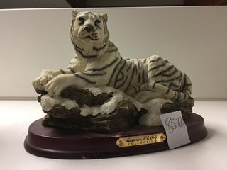 Classic Wildlife Tiger Statue 6" x 7 3/4".