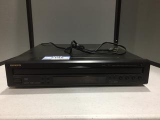  Onkyo DV-CP704 Blu Ray Player.