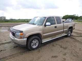 2000 GMC Sierra 2500 SLE Extended 3 Door Cab 4X4 Pick Up c/w 6.0L Vortec, A/T, A/C, Showing 227,671 Kms, LT245/75R16 Tires at 60%, Rears at 40%, 6 Ft. 5 In. Box, VIN 1GTGK29U9YE220472 