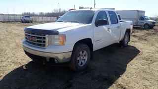 2007 GMC Sierra 4X4 Crew Cab Pick Up C/w 5.3L, V8,  A/T. VIN 2GTEK133271681269 *Note: Unable To Verify Mileage, Running Condition Unknown, No Key, Rust Damage*