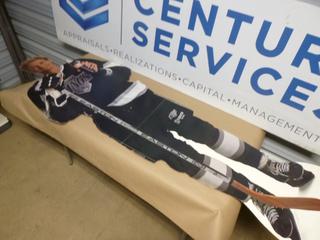 LA Kings Wayne Gretzky Cardboard Stand Up (Upstairs)