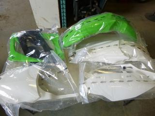 Unused Body Kit for a Kawasaki KXF 450, (7) PCs Total (S2-2)