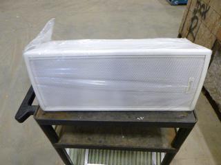 Unused Community Veris 26W Professional Loud Speaker w/ Mounting Bracket (T1-2)
