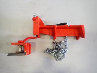 Unused Rigid Flange Welding Vise, Part 40235, 2 1/2/ In. - 8 In. (D2)