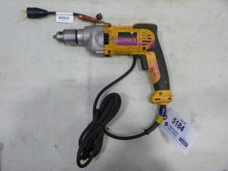 (1) Dewalt 1/2 In. VSB Corded Drill (E-1) 