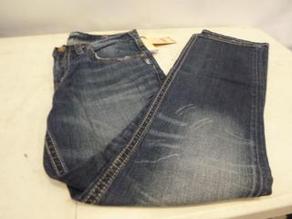(1) Unused Silver 30x32 Men's Jeans (G2)