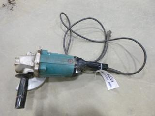 Makita Angle Grinder (E-2)