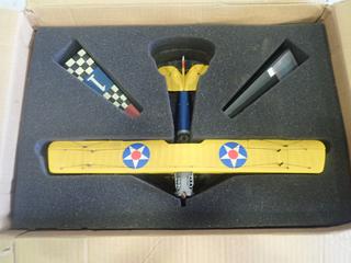 (1) AM Curtiss JN-4 Desktop Jenny Model Airplane c/w (2) Stands (Upstairs)