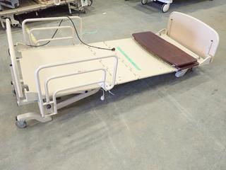 Hospital Bed/Cot *Note: Parts Only* (H)