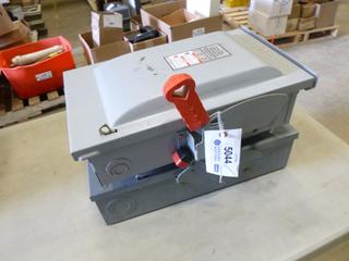 (1) Heavy Duty safety Switch Interrupter, 60A, 600W DC, (1) Enclosed Switch Interrupter, 100A, 240V, AC/CA, 30 HP