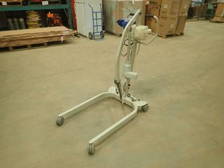 BHM Medical Junior Folding Lift w/ Foot Peddle, Part 82101041, 350 Lbs Capacity, 24 UDC Battery Pack w/ Built in Charger