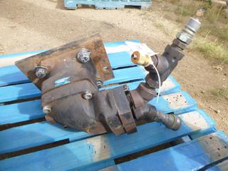 Hydraulic Pump, Part 3707322, S/N 1994140830
