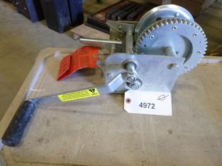 Shelby 3200 Lb. 2 Speed Hand Winch, Crank In, Crank Out Plus Free Wheel (D-2)