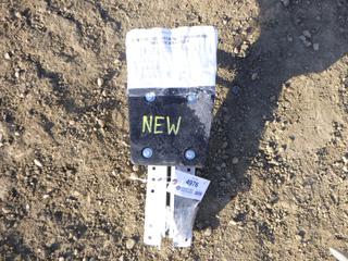 Unused Fulton Outboard Boat Motor Bracket (Row 2)