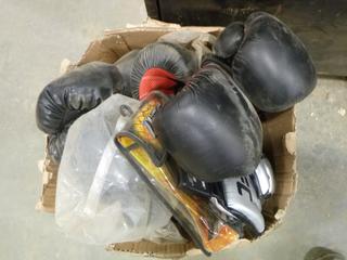 Qty of Boxing Gloves: Includes (1) UFC Glove (F1)