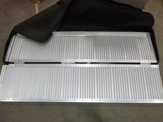 Portable Wheelchair/Scooter Ramp, Capacity 600 lbs. c/w Carrying Bag (F BACK)
