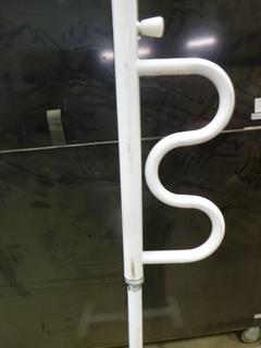 E-Z Assist Pole with Base (L-1-3)