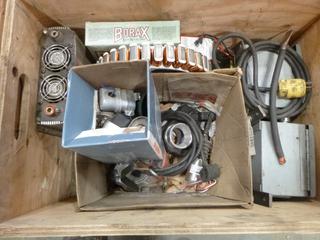 Misc. Electrical Parts, DC to AC Invertor, 1500 W (T-3-2)